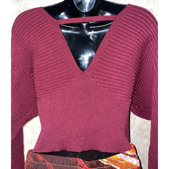 Windsor Feeling Cozy Ribbed Knit Long Sleeve Top - Picture 8 of 9